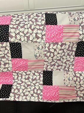 Hello Kitty Patchwork Quilt - Pink, Black & White 36x47 inches